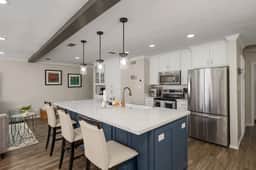 Scallop Waterfront Cottage @ LIV Gateway to Mars