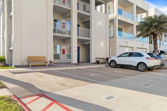 Beach Access Steps Away: Your South Padre Retreat