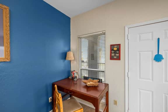 Beach Access Steps Away: Your South Padre Retreat